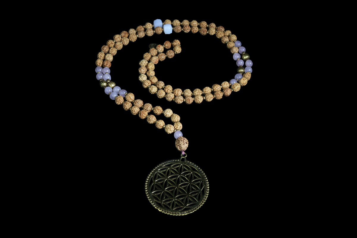 Rudraksha et quartz rose