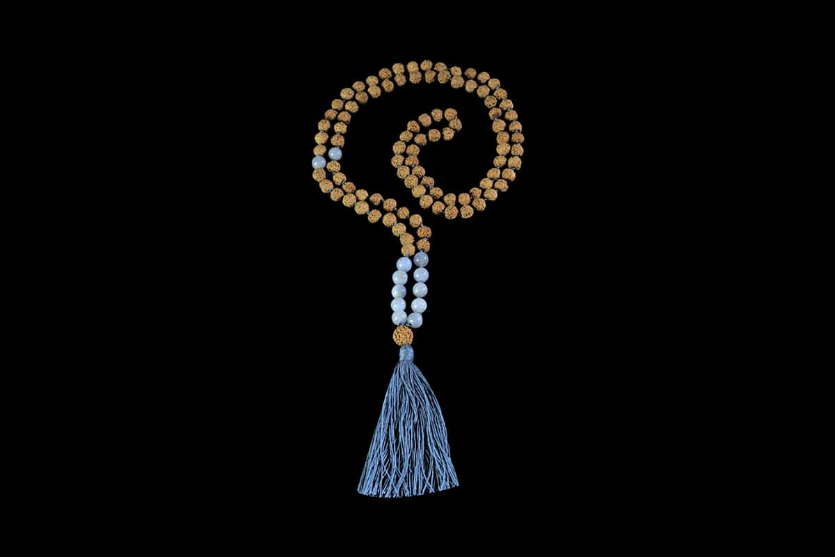 Rudraksha Calcédoine